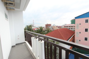 Fantastic 2 Bedroom Apartment in Tonle Bassac | Phnom Penh Real Estate