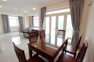 Luxurious 2 Bedroom Apartment in Tonle Bassac | Phnom Penh Real Estate