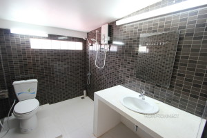 Refurbished 1 Bedroom Apartment in Tonle Bassac | Phnom Penh Real Estate