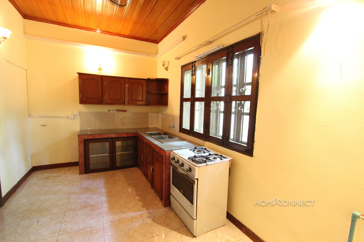 Family Sized 4 Bedroom Villa Near Independence Monument | Phnom Penh Real Estate