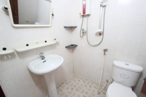 Large 6 Bedroom Townhouse in BKK2 | Phnom Penh Real Estate