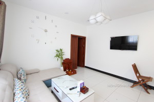 Colonial 2 Bedroom Apartment Near Riverside For Rent | Phnom Penh Real Estate