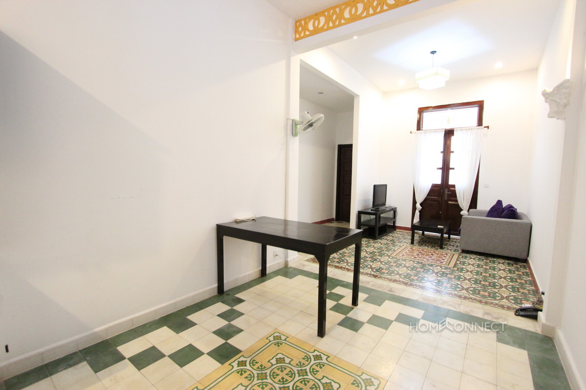 Large Balcony 2 Bedroom Apartment For Rent in Daun Penh | Phnom Penh Real Estate