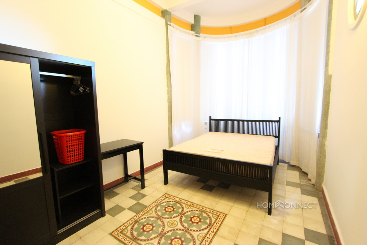 Large Balcony 2 Bedroom Apartment For Rent in Daun Penh | Phnom Penh Real Estate