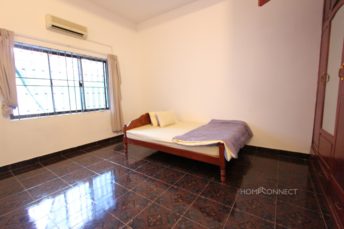 Large and Spacious 3 Bedroom Apartment in Tonle Bassac | Phnom Penh Real Estate