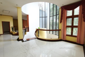 Large Residential/Commercial Villa in the Heart of BKK1 | Phnom Penh Real Estate