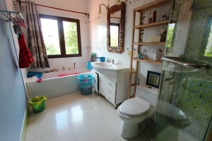 Beautiful 5 Bedroom Villa With Pool & Garden Near Northbridge | Phnom Penh Real Estate