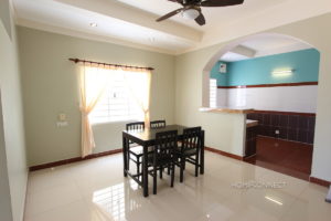 Spacious 1 Bedroom 1 Bathroom Apartment near Independence Monument | Phnom Penh Real Estate