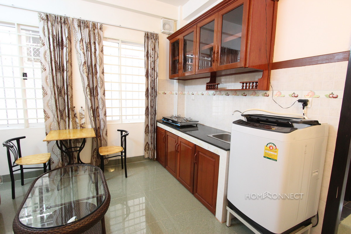 Modern 1 Bedroom 1 Bathroom Apartment Close to Russian Market | Phnom Penh Real Estate