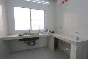 Budget 1 Bedroom 1 Bathroom Apartment Near Royal Palace | Phnom Penh Real Estate