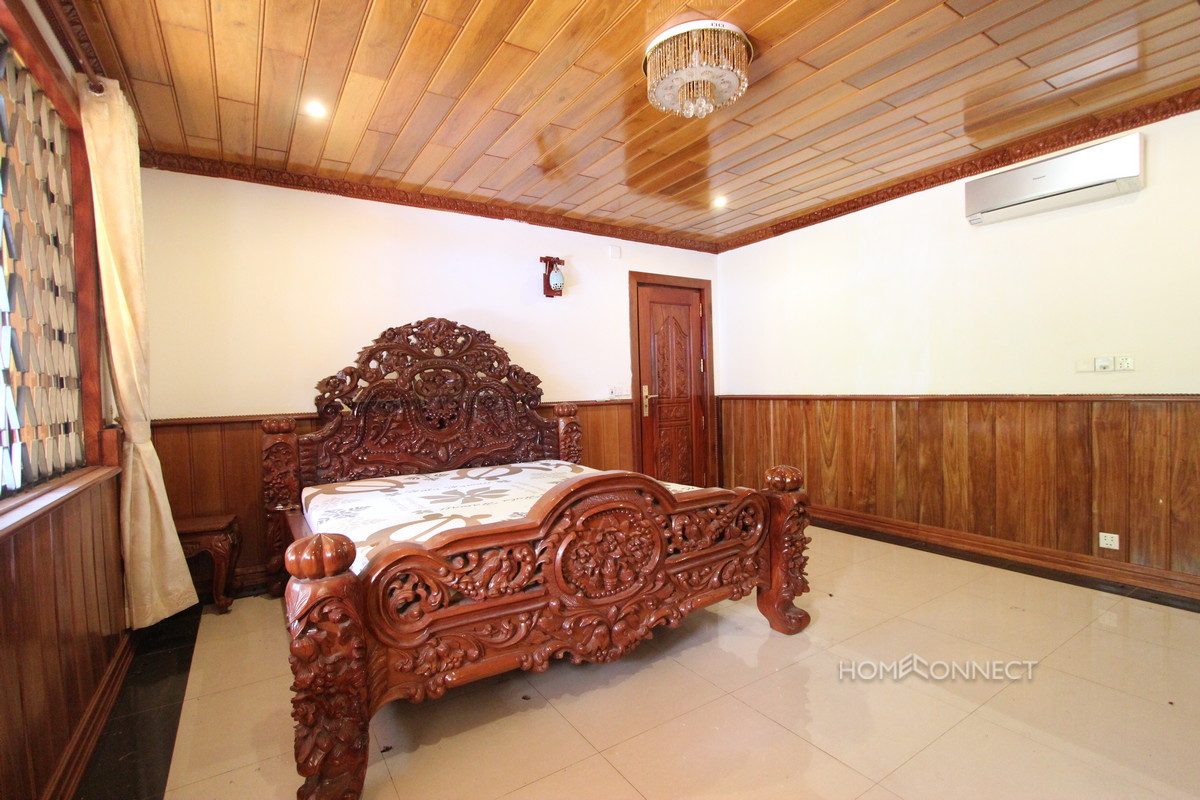 Spacious 3 Bedroom 3 Bathroom Townhouse in Tonle Bassac | Phnom Penh Real Estate