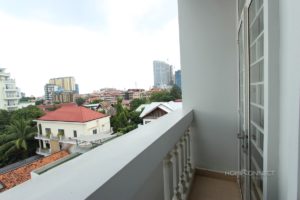 Comfortable 1 Bedroom 2 Bathroom Apartment for Rent in Tonle Bassac | Phnom Penh Real Estate