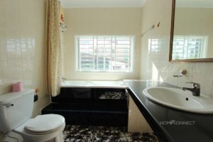 Spacious 1 Bedroom 2 Bathroom Apartment for Rent in Russian Market | Phnom Penh Real Estate
