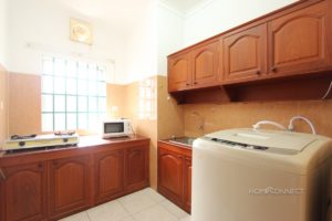 Spacious 2 Bedroom 1 Bathroom Apartment For Rent Near Central Market | Phnom Penh Real Estate