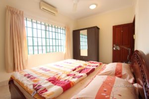 Spacious 2 Bedroom 1 Bathroom Apartment For Rent Near Central Market | Phnom Penh Real Estate