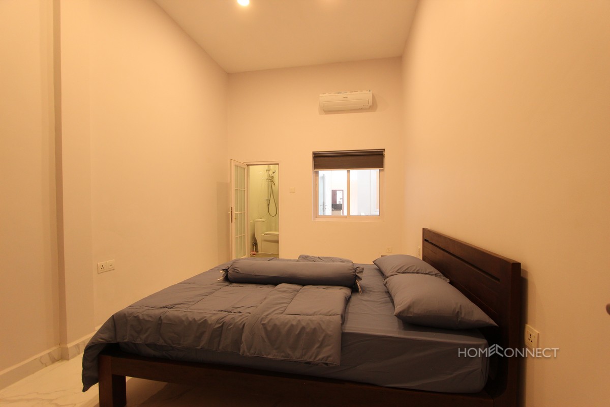 Modern 2 Bedroom 2 Bathroom Apartment for Rent Near Central Market | Phnom Penh Real Estate