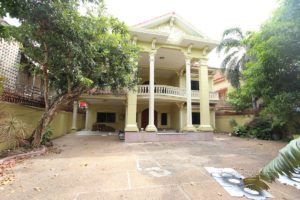 Spacious 5 Bedroom 5 Bathroom Villa For Rent in BKK1 | Phnom Penh Real Estate