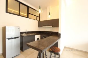 Big Balcony 1 Bedroom Apartment Near the National Museum | Phnom Penh Real Estate