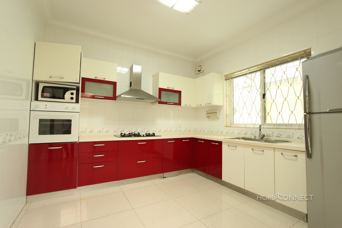 Family Sized 3 Bedroom Villa Beside Aeon Mall | Phnom Penh Real Estate