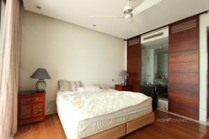 Beautiful 6 Bedroom Apartment on Riverside | Phnom Penh Real Estate